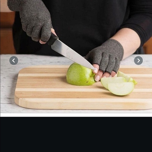 COPY - 🧤RESTOCKED 🧤LAST PAIR - Picture 7 of 9